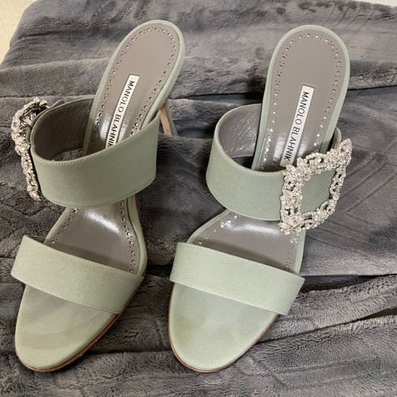 Manolo Blahnik Crystal buckle slide sandals - Picture 2 of 7